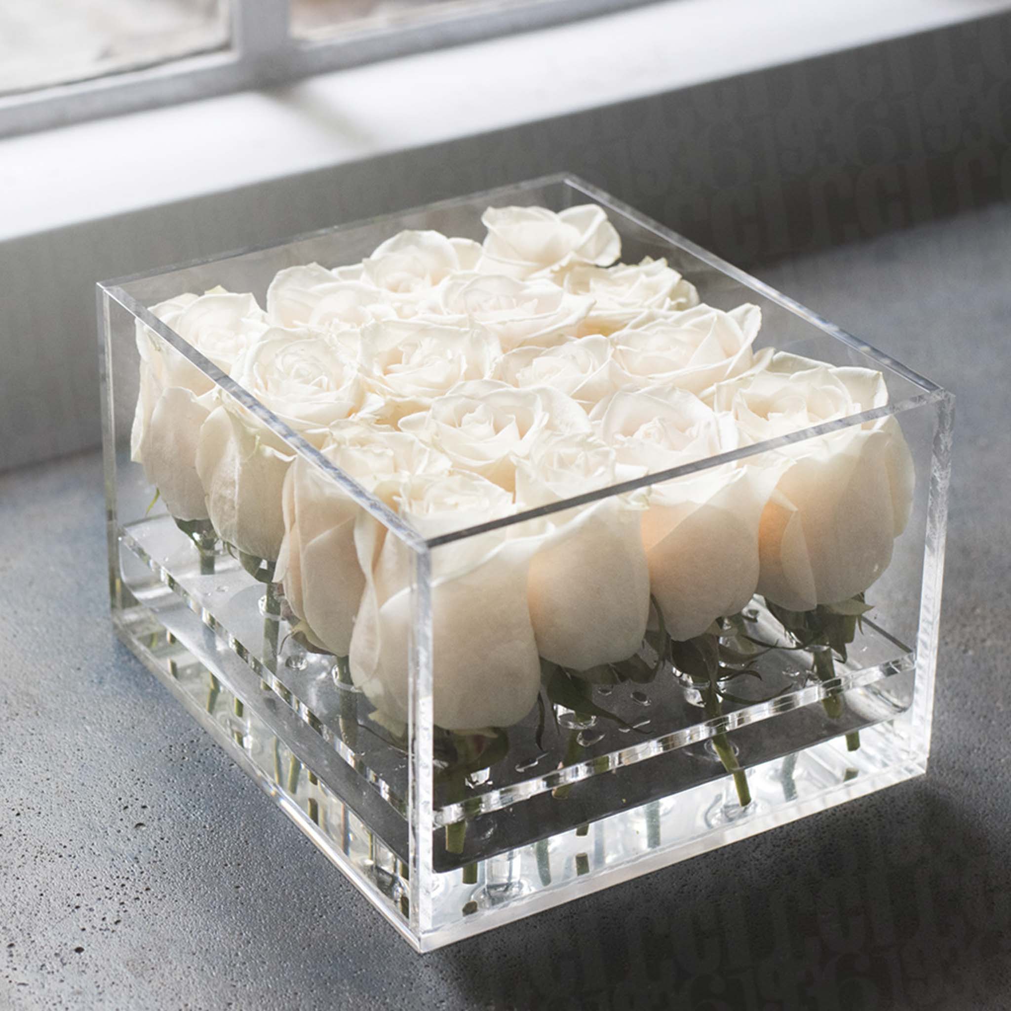Caja de acrílico para flores – Chal Chal